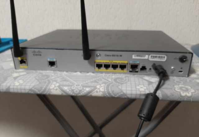 Маршрутизатор Cisco 881G-W