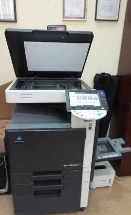 Принтер цв. лазер. konica minolta bizhub c220