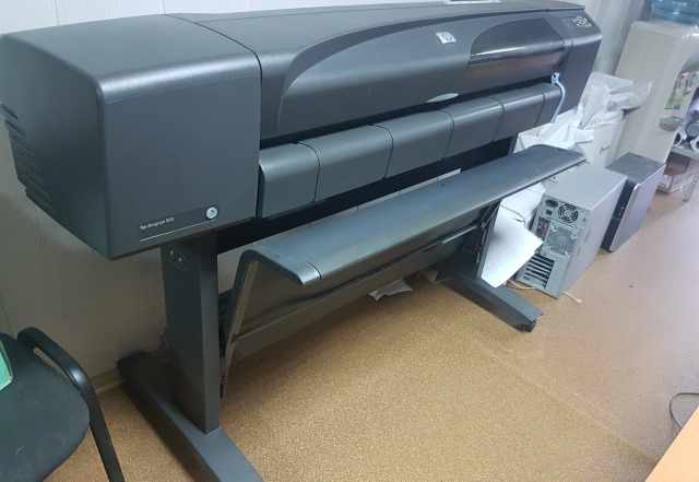 Плоттер HP DesignJet 800 (неисправный)