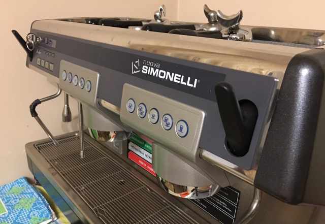 Nuova simonelli aurelia кофемашина