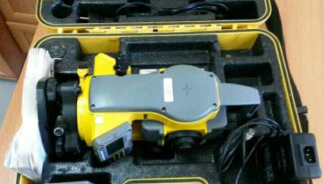 Тахеометр Trimble M3"DR