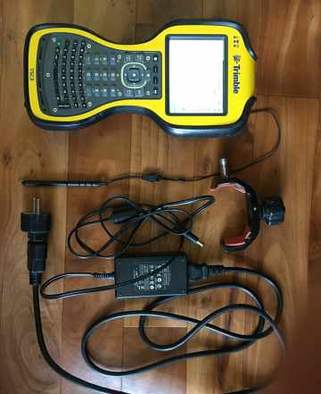 Полевой контроллер Trimble TSC3