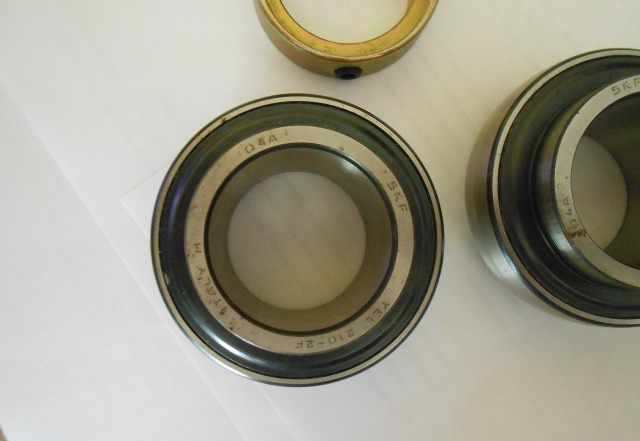  подшипник SKF YEL 210-2F italy М Q4A