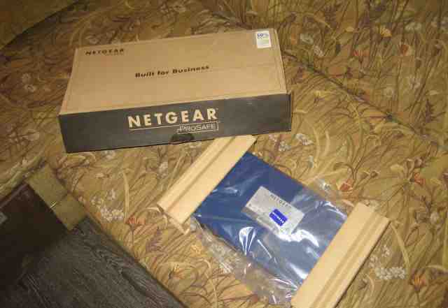 Коммутатор NetGear JGS516