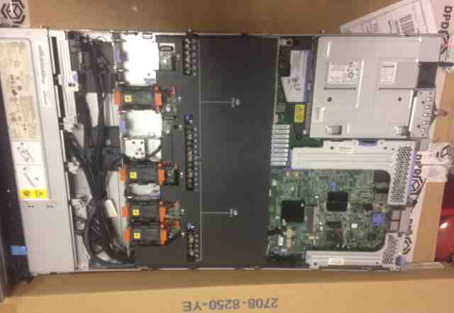 IBM System x3550 M4 7914E1G