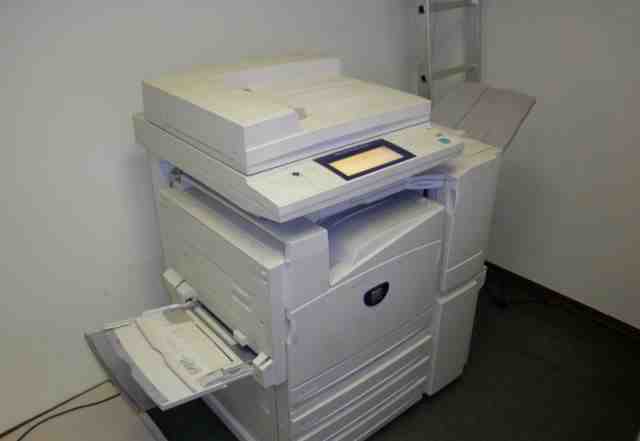 Xerox DC 3535 (сканер+ копир+ принтер+ финишер)