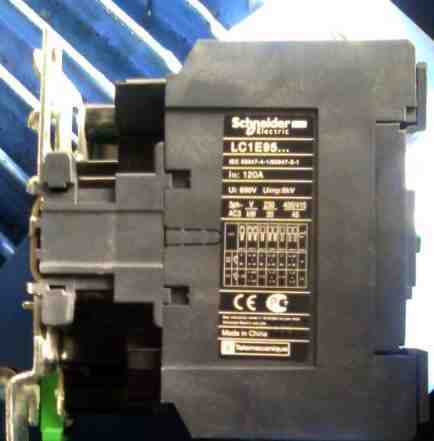 Пускатель магнитный Schneider Electric LC1E95