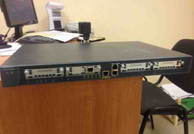 Cisco 1760-V 96-MB vwic-1MFT-G703