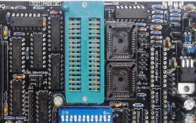  программатор willem 4.0 PCB50b