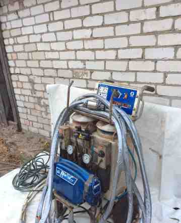 Graco Reactor E-10