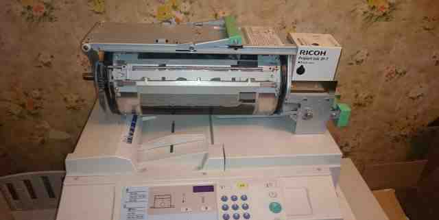  дупликатор Ricoh 2330 Corp. (Япония)