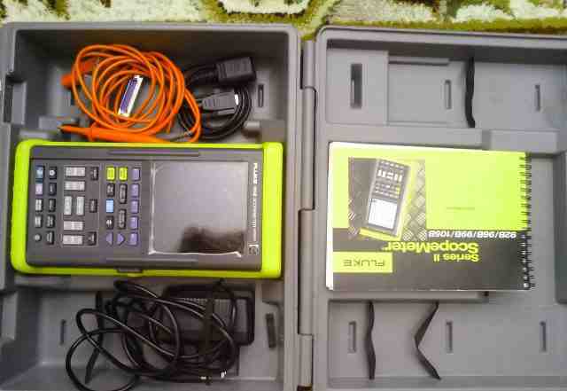 Портативный осциллограф Fluke 105В series II