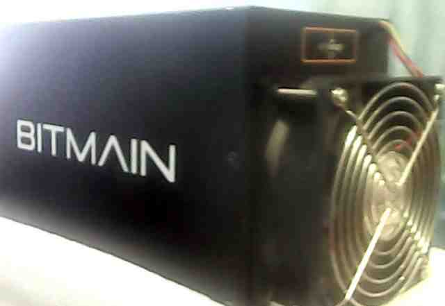 Antminer s3 450GH/s asic Bitcoin Miner