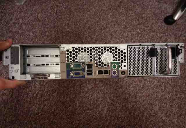 Сервер HP Proliant DL380 Gen3