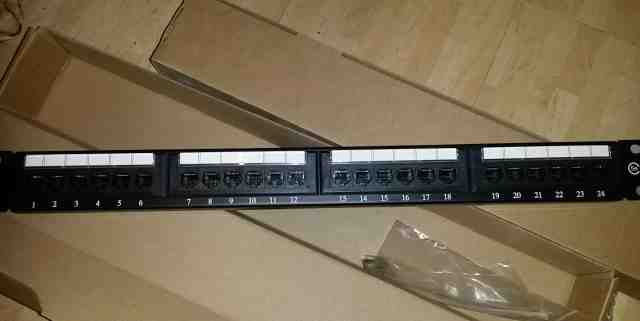 Патч-панель 19", 1U, 24 портов RJ-45, категория 5e