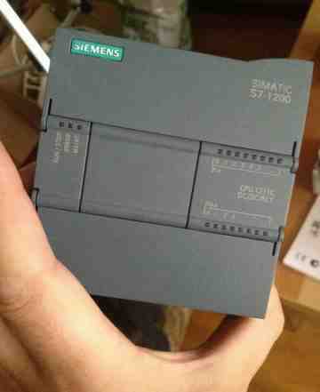 Siemens 6ES7211-1HD30-0XB0