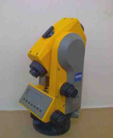 Тахеометр Trimble 3305DR