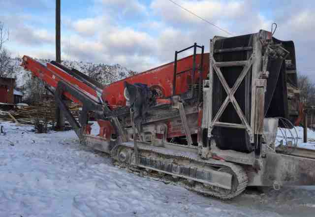 Мобильный грохот Sandvik QE330