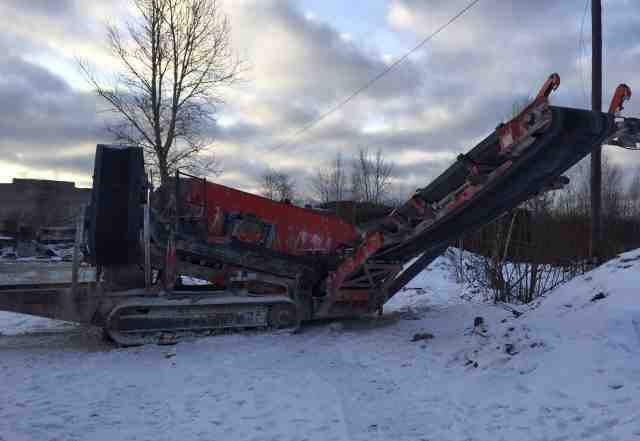 Мобильный грохот Sandvik QE330