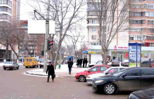 Рекламные тумбы (Пилларсы)