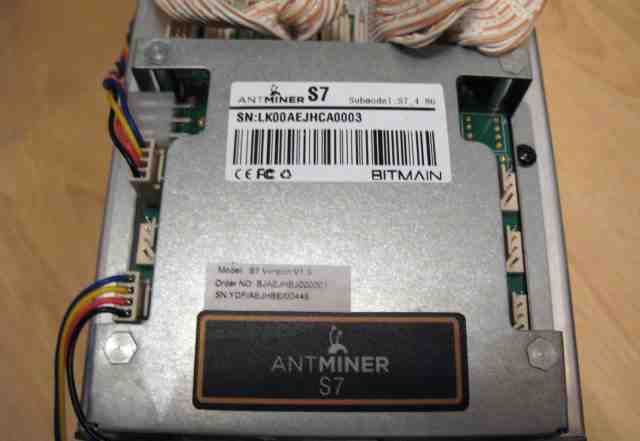 Майнер Antminer S7