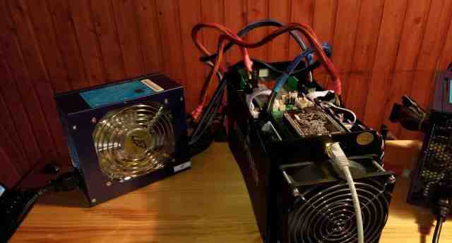 Antminer S5 Bitmain (Майнер) 1155GH