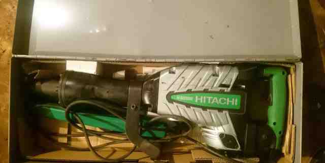 Отбойный молоток Hitachi H65SB2