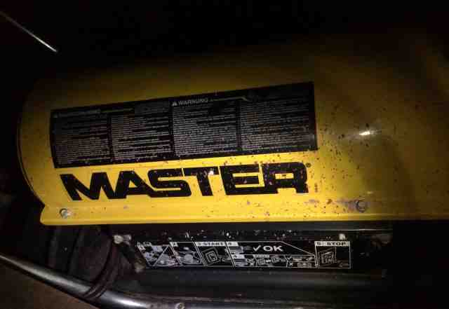 Master B100