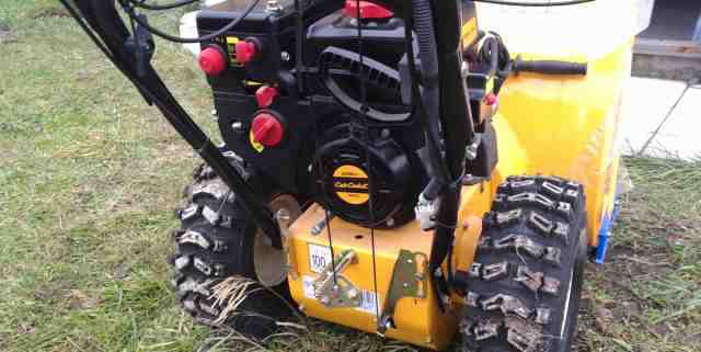 Снегоуборщик профессиональный Cub Cadet PRO 524