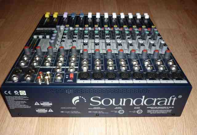 Пульт Soundcraft EFX8