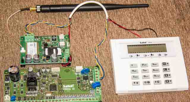 Комплект сигнализации Satel Versa 10 gprs/SMS